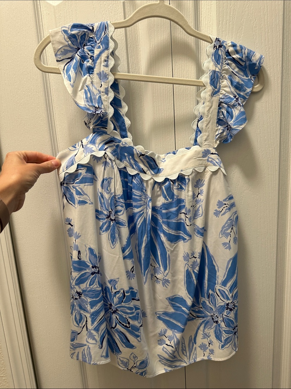 Lilly Pulitzer Blue & White Floral Ruffle Strap Tank